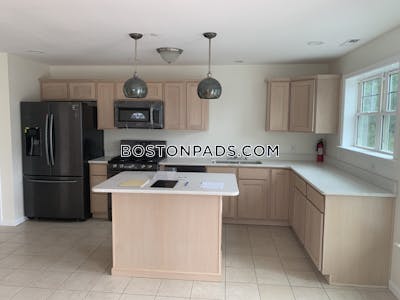 Fort Hill 3 Beds 2.5 Baths Boston - $4,200