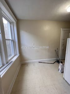 Allston Apartment for rent 1 Bedroom 1 Bath Boston - $2,195 No Fee