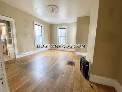 Allston/brighton Border 6 Beds 2 Baths / Boston Boston - $5,500 No Fee