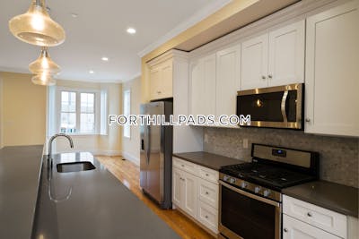 Fort Hill 4 Beds 2.5 Baths Fort Hill Boston - $7,000 No Fee