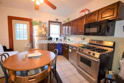 Mission Hill 3 Beds 2 Baths Mission Hill Boston - $3,950
