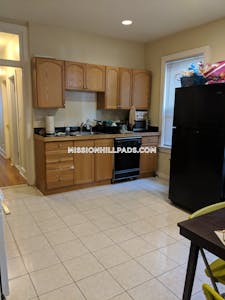 Mission Hill 3 Beds 2 Baths Mission Hill Boston - $3,300