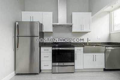 Cambridge 1 bed, 1 bath available on September 1st on Columbia St in Cambridge  Central Square/cambridgeport - $2,600