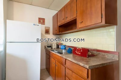 East Boston Great 3 bed 1 bath available 9/1 on Orleans St in East Boston! Boston - $3,750