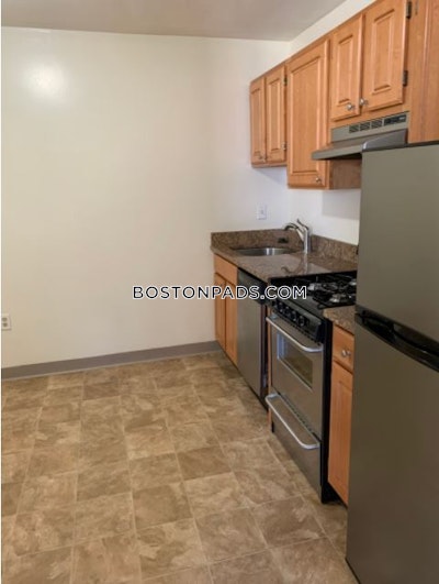 South Boston Deal Alert No Security Deposit! Spacious 2 Bed 1 Bath apartment in Dorchester St Boston - $2,950 No Fee